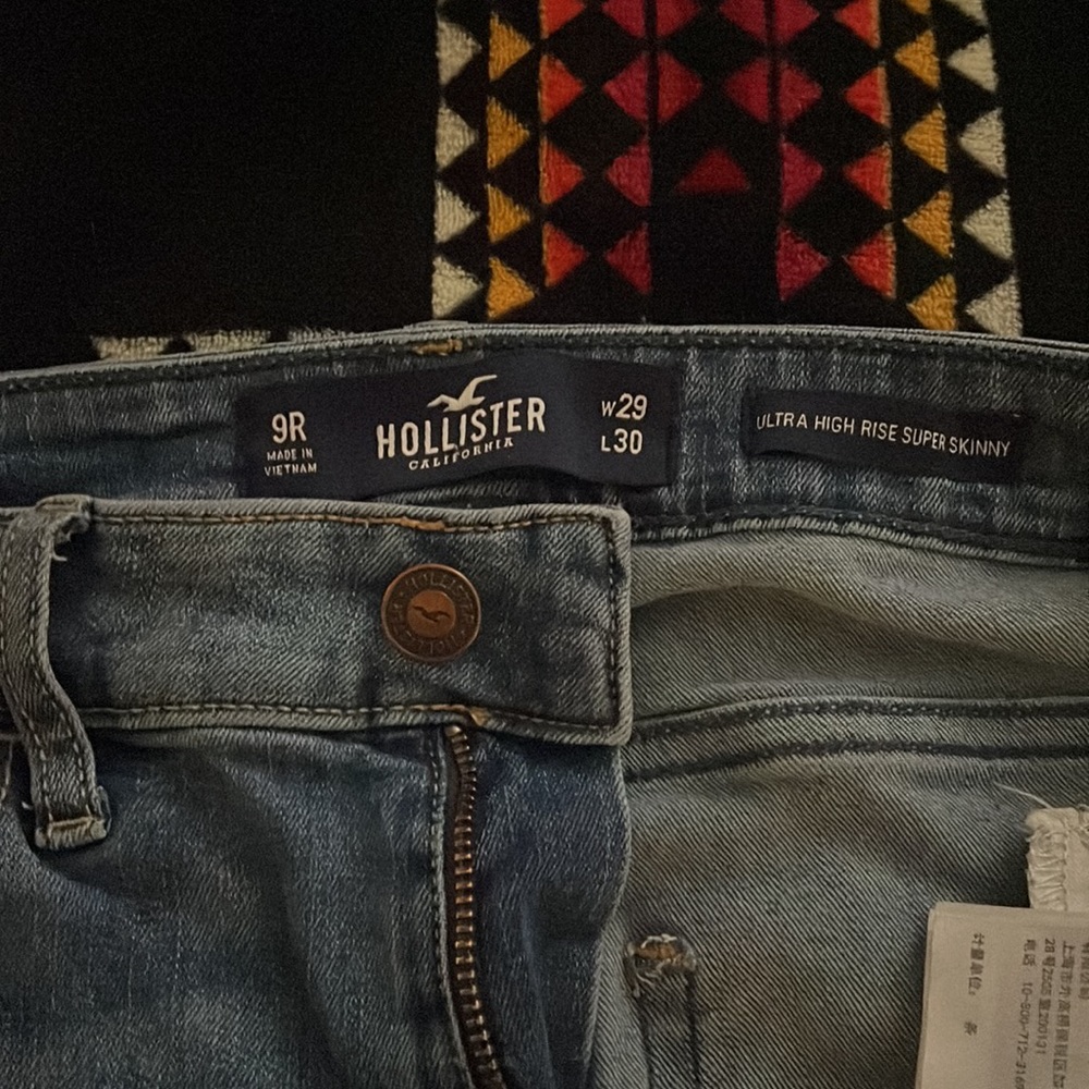 Very nice jeans, good and stretchy!<3 - Picture 2 of 3